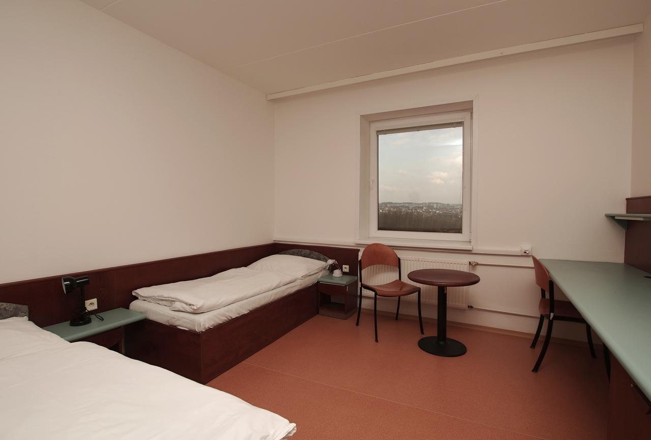 Kolej Akademie Hotel Brünn  Kültér fotó